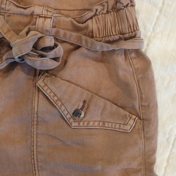 Old Navy cargo shorts - Picture 5 of 6